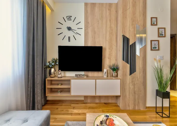 아파트 I&k-13-titova